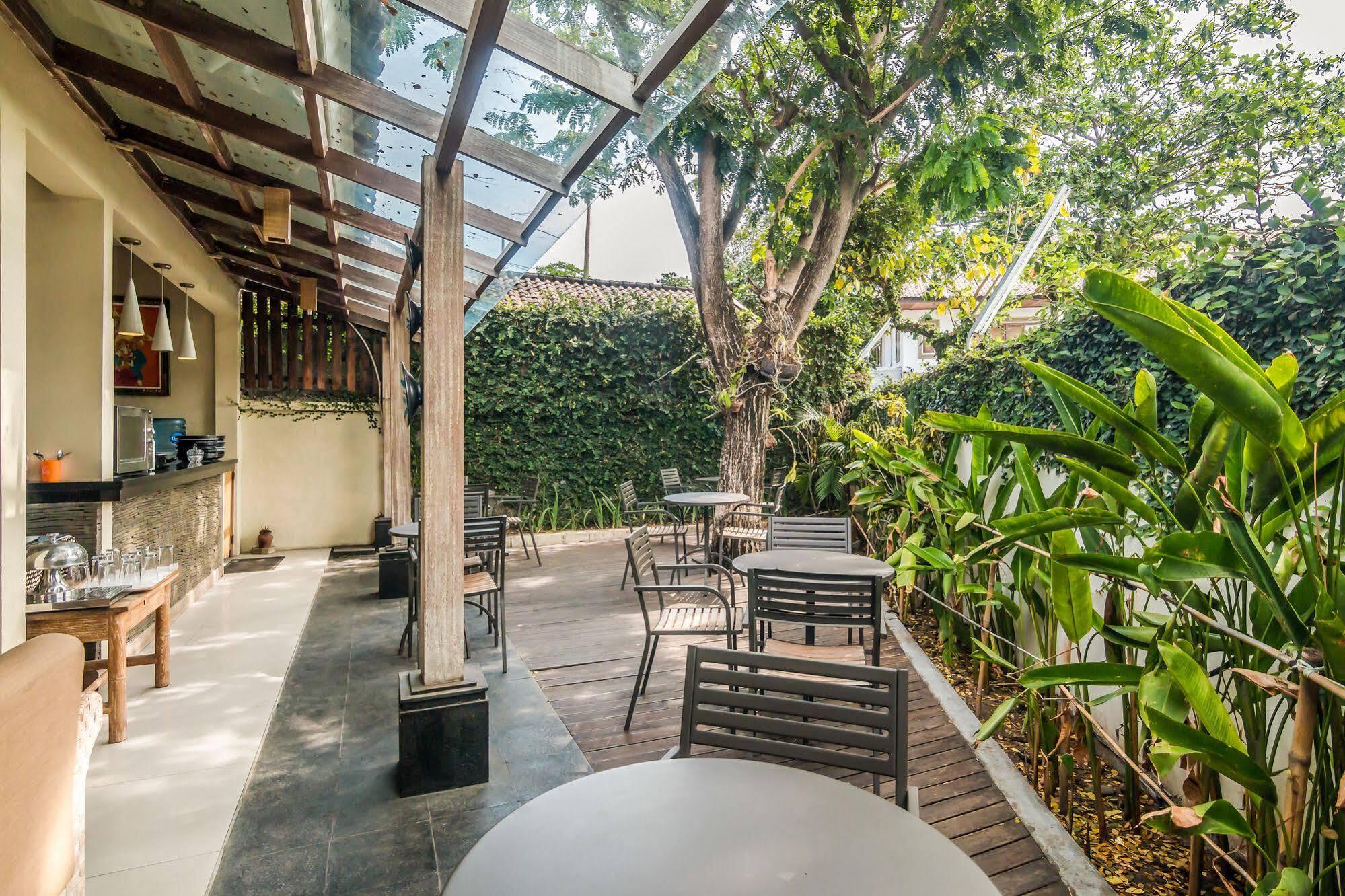 Zen Rooms Badung Nyangnyang Sari Kuta Lombok Dış mekan fotoğraf